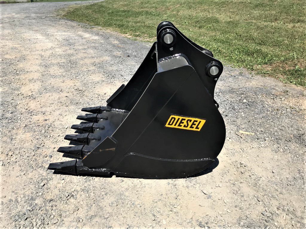 42" HD Tooth Bucket for 140CL Excavator with 65mm pins - Image 2