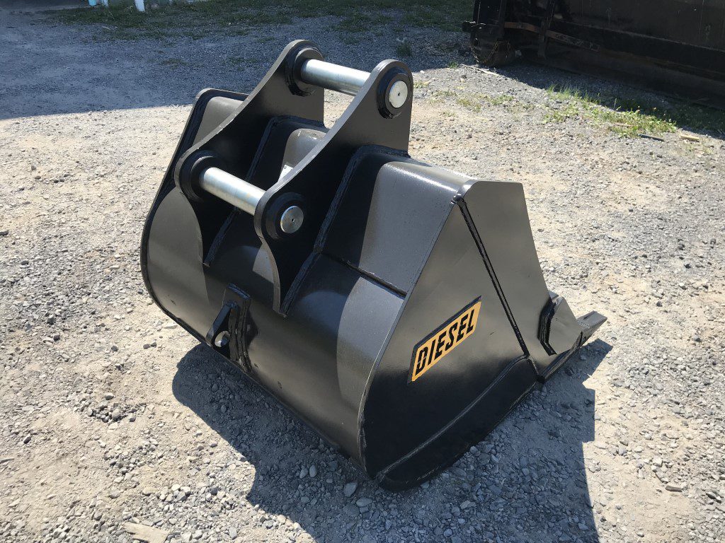 42" HD Tooth Bucket for 140CL Excavator with 65mm pins - Image 5