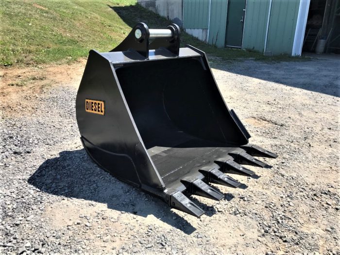 42" HD Tooth Bucket for 140CL Excavator with 65mm pins