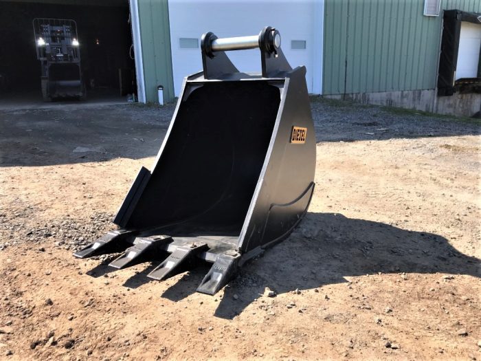 30'' HD Tooth Bucket for 170CL Excavator with 70mm pins