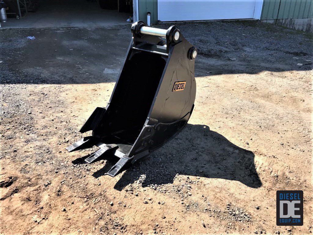 24'' HD Tooth Bucket for 220CL Excavator with 80mm pins