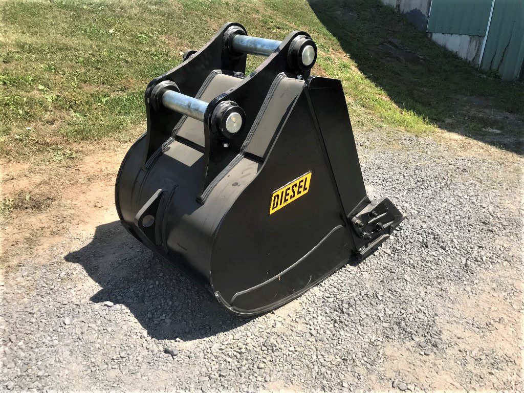 36'' HD Tooth Bucket for 220CL Excavator with 80mm pins - Image 5