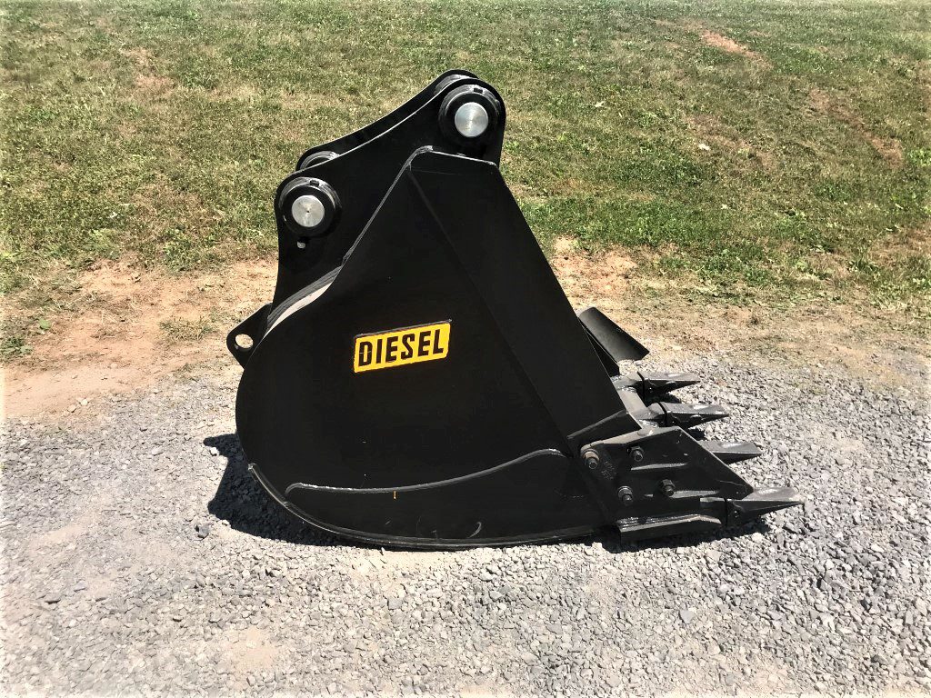 36'' HD Tooth Bucket for 220CL Excavator with 80mm pins - Image 6