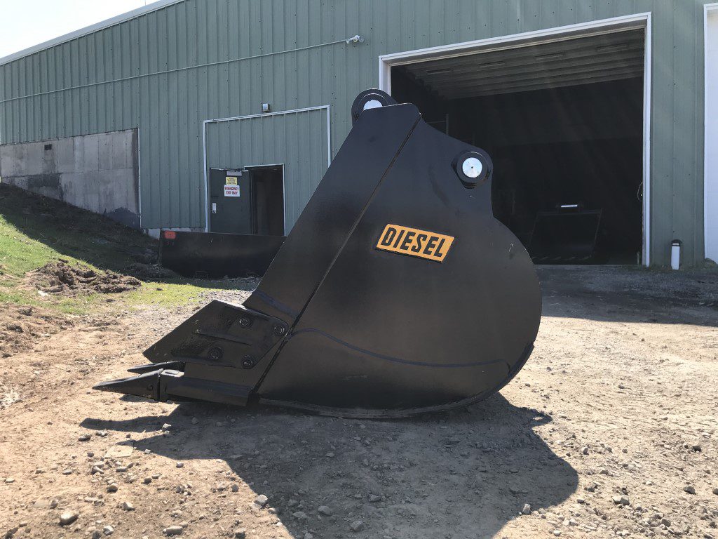 48'' HD Tooth Bucket for 220CL Excavator with 80mm pins - Image 2