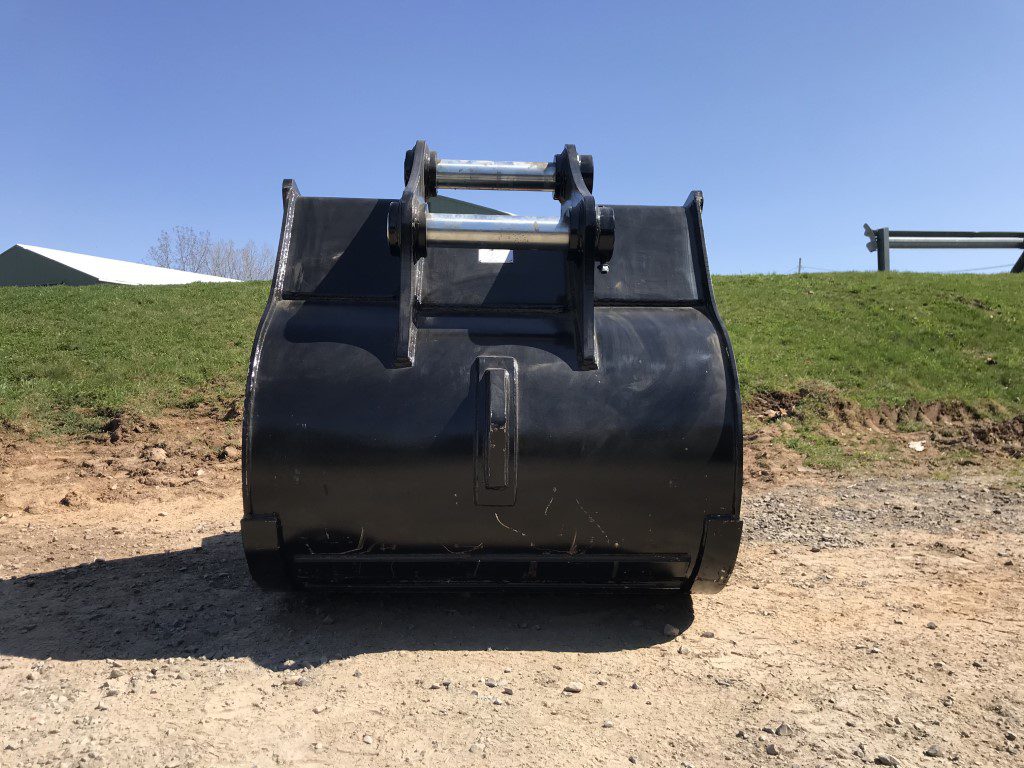 48'' HD Tooth Bucket for 220CL Excavator with 80mm pins - Image 5