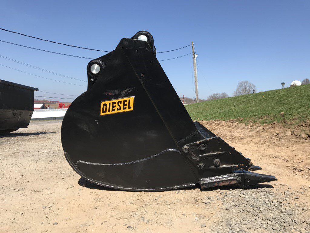 48'' HD Tooth Bucket for 220CL Excavator with 80mm pins - Image 7