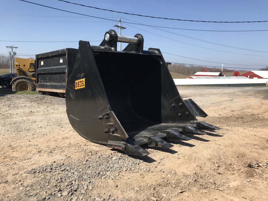48'' HD Tooth Bucket for 220CL Excavator with 80mm pins - Image 8