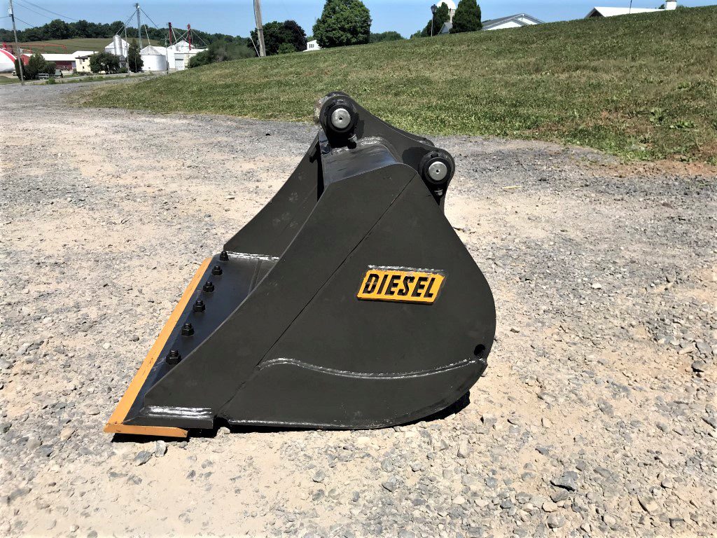 42'' HD Ditch Bucket BOCE for 50CL Excavator with 45mm pins - Image 2