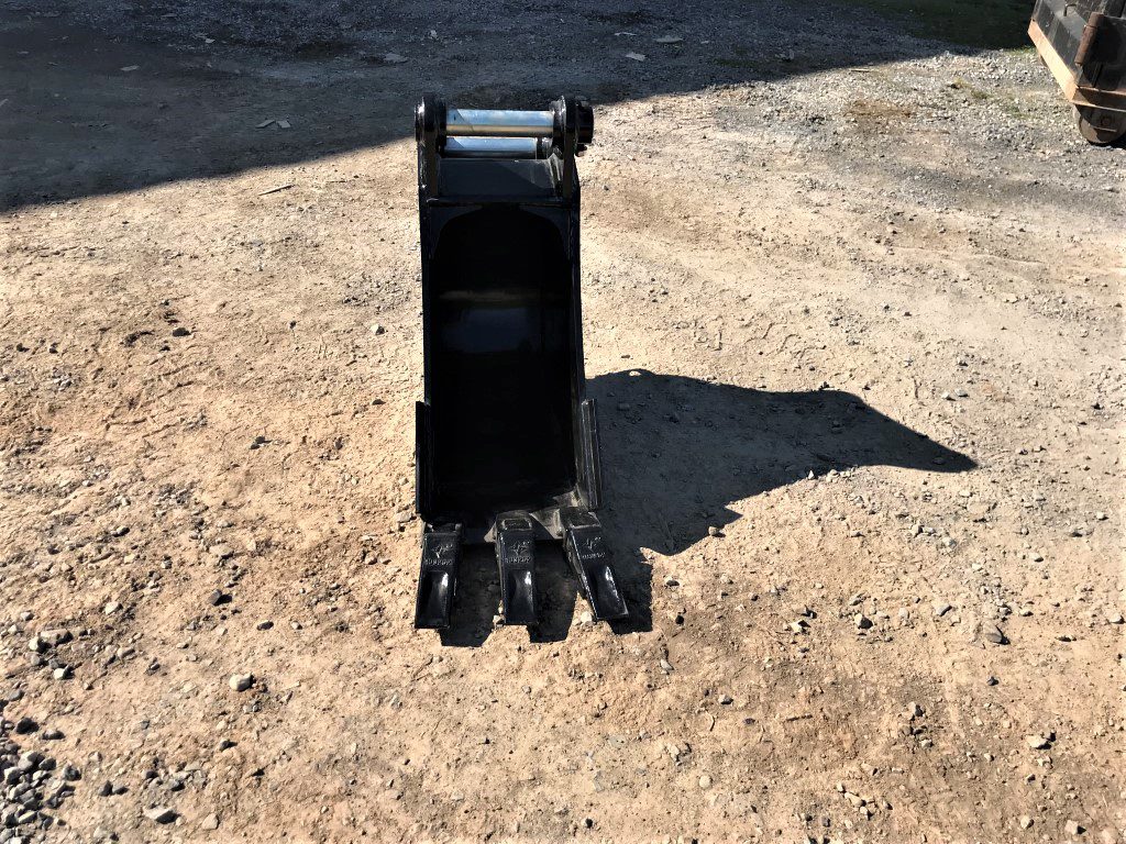 14'' HD Tooth Bucket for 80CL Excavator with 50mm pins - Image 10