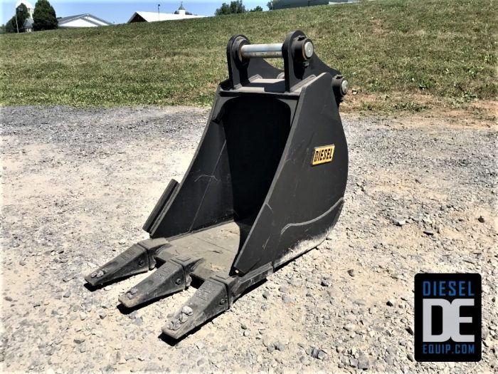 18'' HD Tooth Bucket for 80CL Excavator with 50mm pins