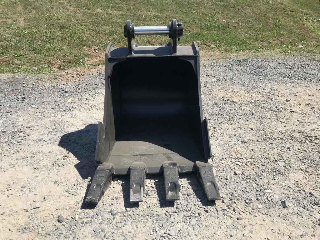 24'' HD Tooth Bucket for 80CL Excavator with 50mm pins - Image 7