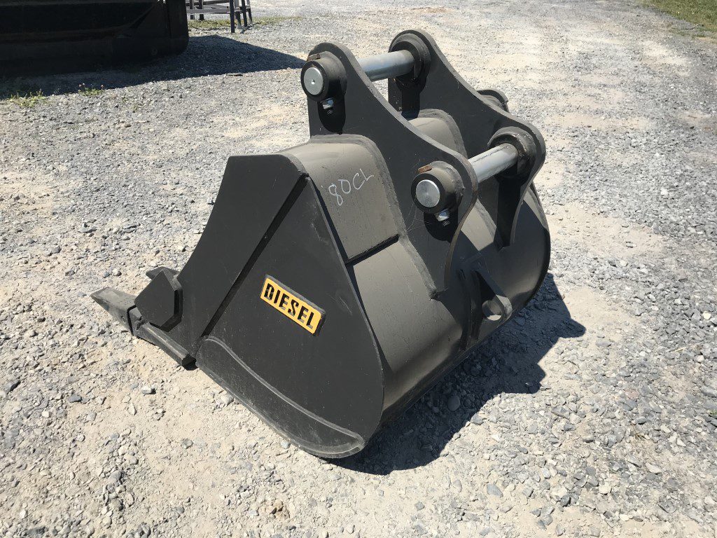 30'' HD Tooth Bucket for 80CL Excavator with 50mm pins - Image 4