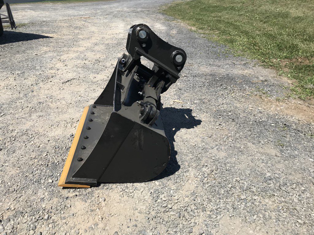 48'' Tilt Ditch Bucket BOCE for 80CL Excavator with 50mm pins - Image 2