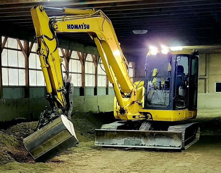 48'' Tilt Ditch Bucket BOCE for 80CL Excavator with 50mm pins - Image 11
