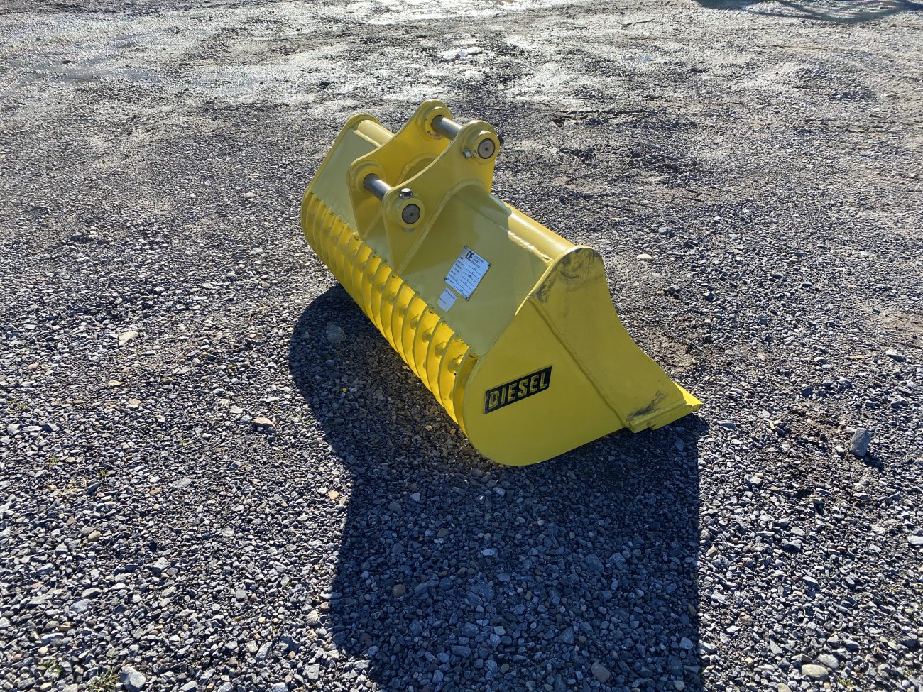 42" VIO35 Excavator Screening Bucket BOCE with 38mm pins - Image 4