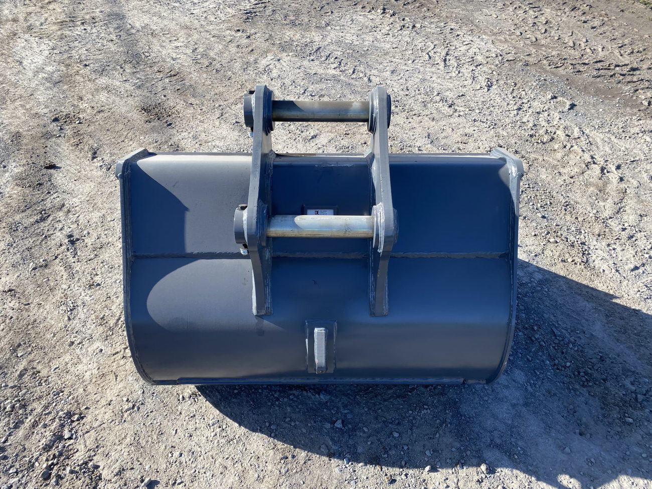 48'' HD Tooth Bucket for PC138 Excavator with 60mm pins - Image 3