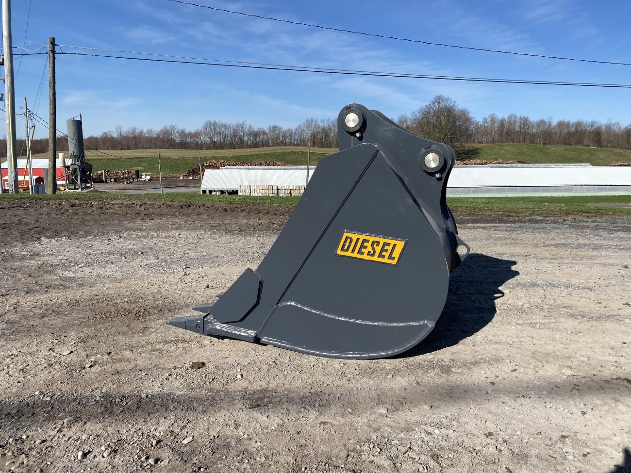 36'' HD Tooth Bucket for PC138 Excavator with 60mm pins - Image 2