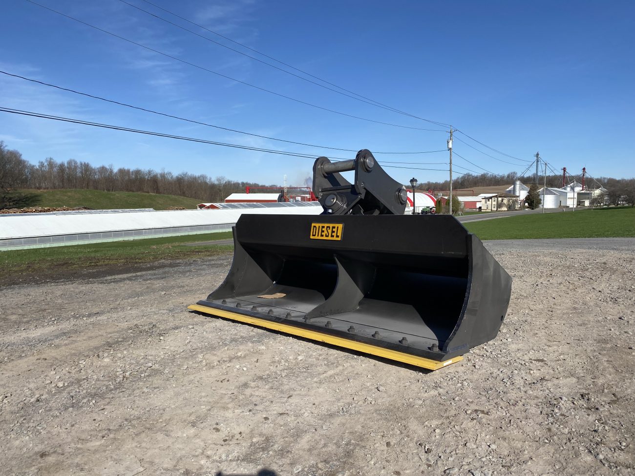 72" LP Hydraulic Tilt Ditch Bucket BOCE for 140CL Excavator with 65mm pins - Image 2