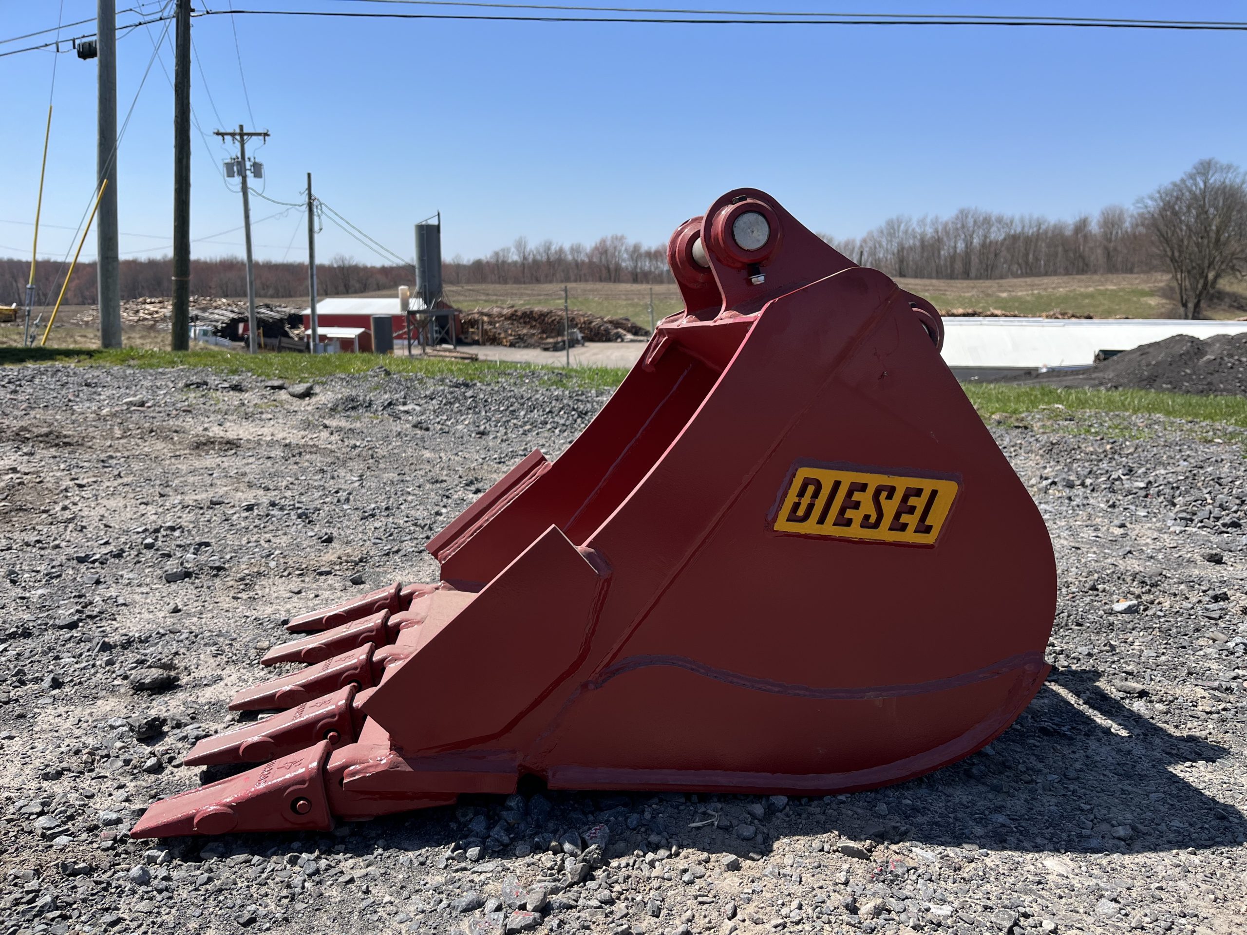 24" VIO35 Heavy Duty Dig Tooth Bucket with 38mm pins - Image 2