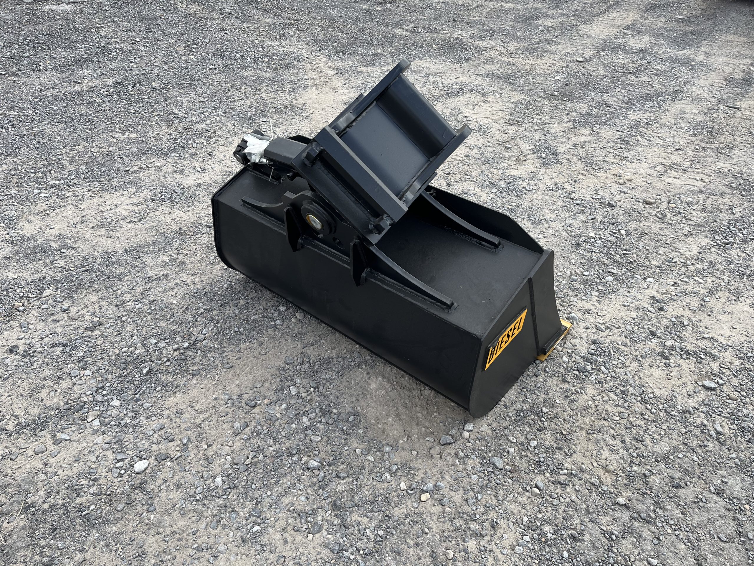 42" Tilt Ditch Bucket BOCE for Bobcat E45/E50 MX4 - Image 5