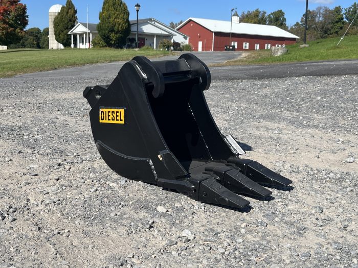 12" HD Tooth Bucket For Bobcat E35/MX3