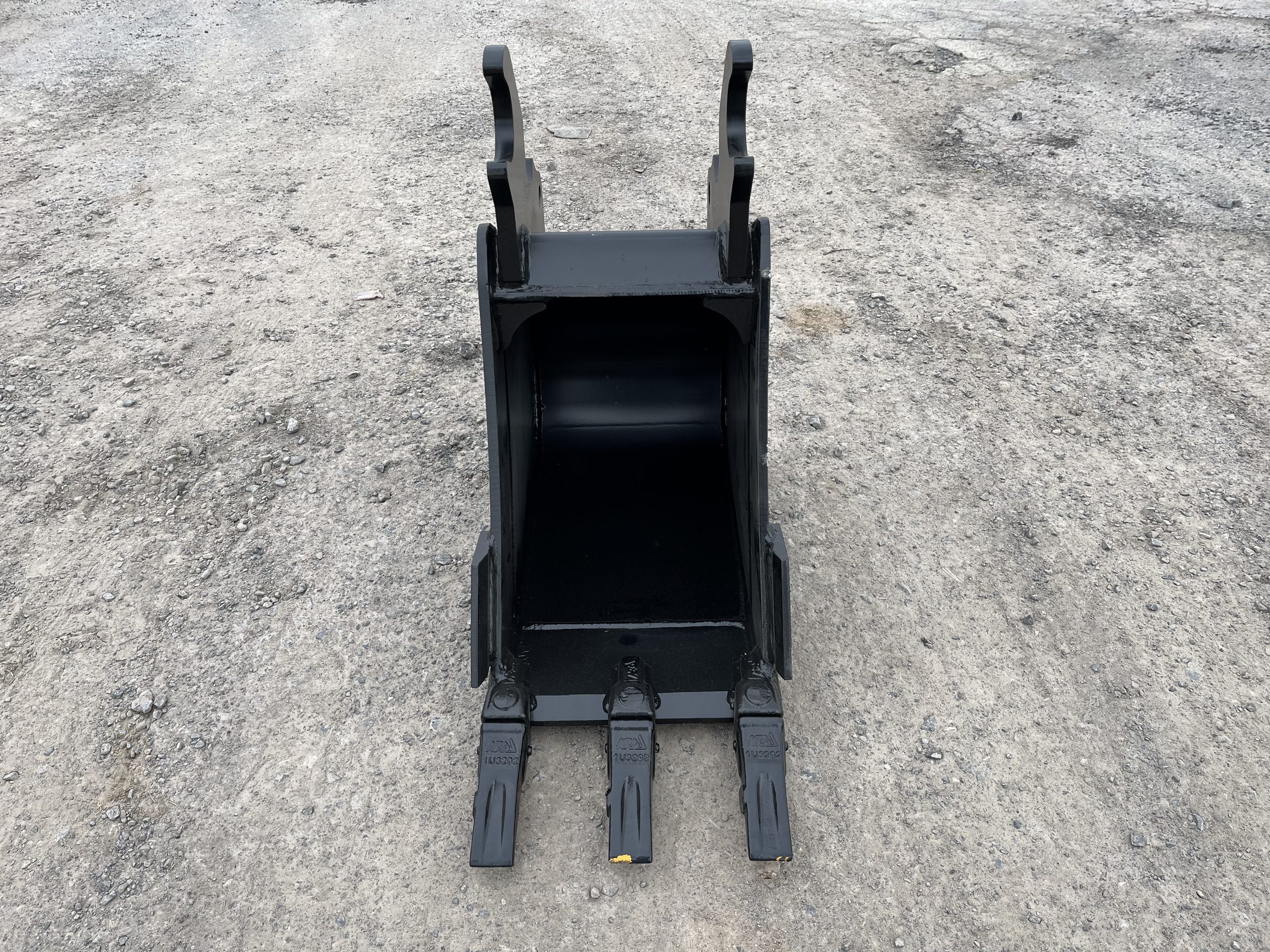 12" HD Tooth Bucket For Kubota K7870A Coupler - Image 8