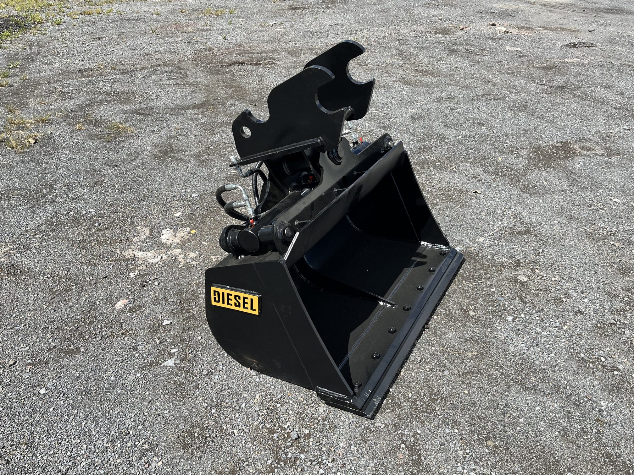 42" Tilt Ditch Bucket BOCE for Kubota K7915 Coupler - Image 3