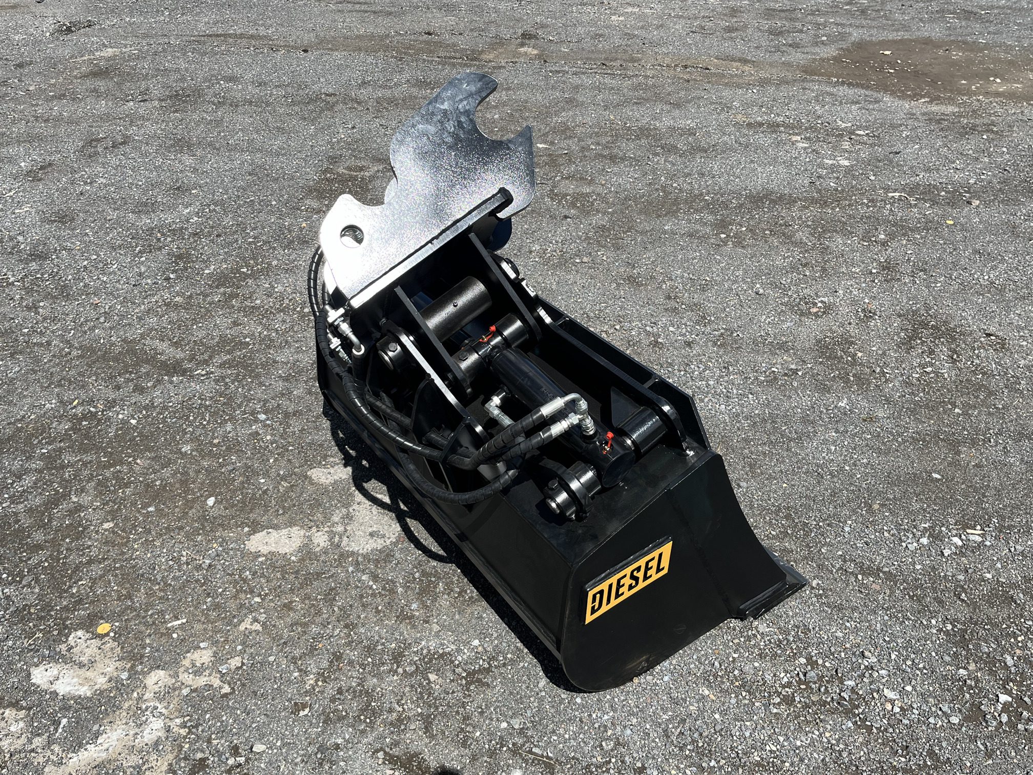 42" Tilt Ditch Bucket BOCE for Kubota K7915 Coupler - Image 9