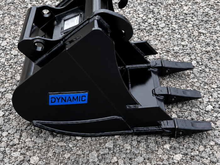 18" HD Tooth Bucket For Bobcat E35/MX3