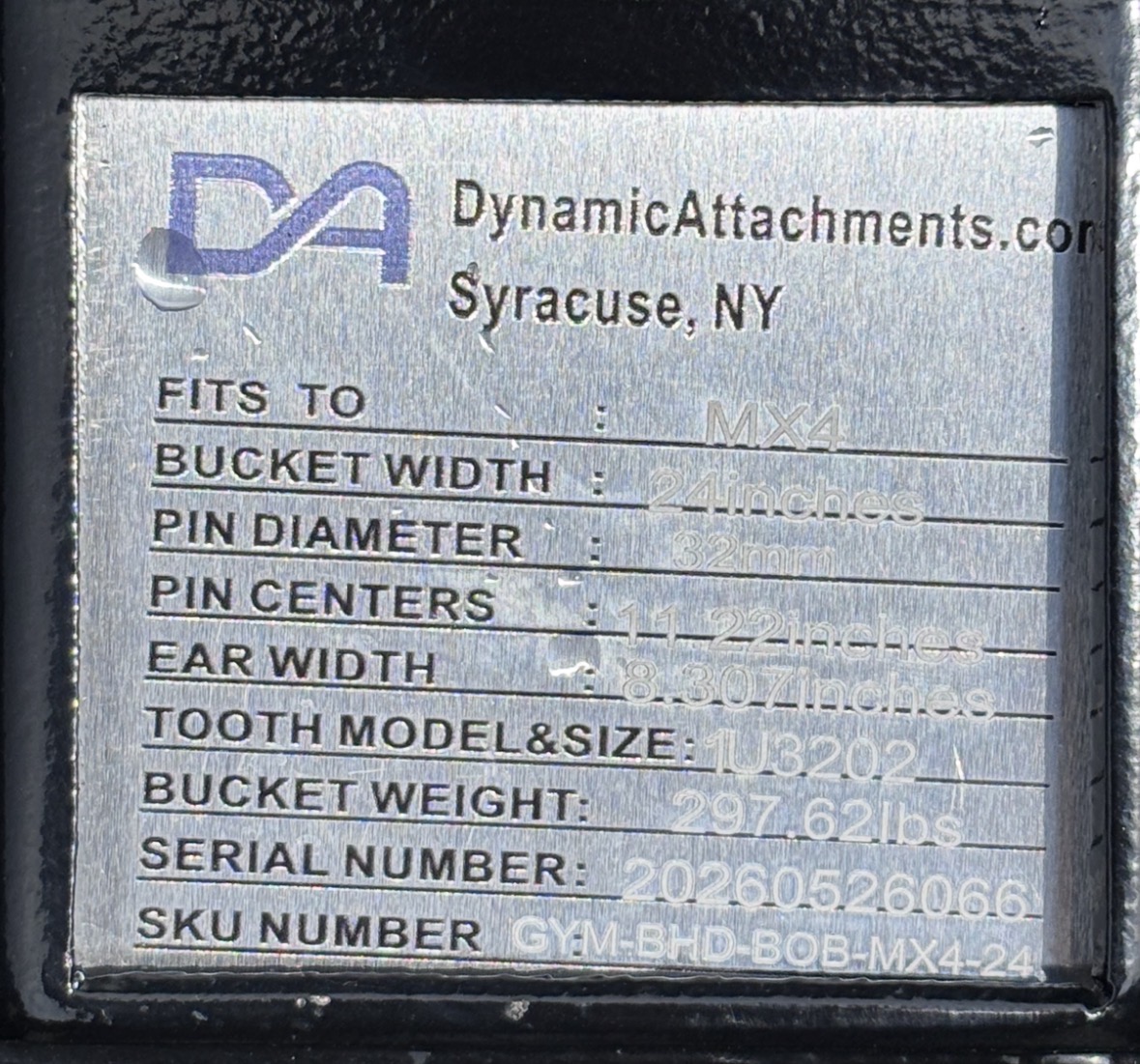 24" HD Tooth Bucket For Bobcat E45/E50 MX4 - Image 2